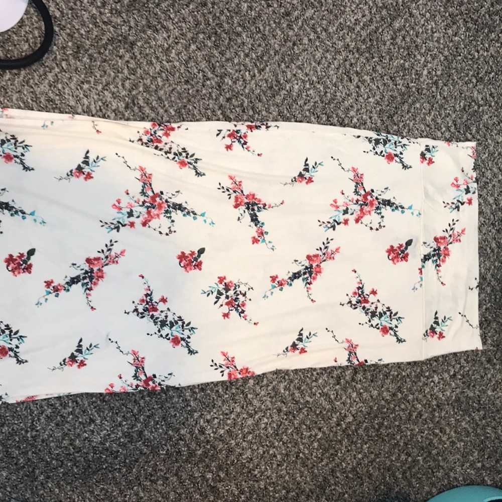 Rue 21 floral slit maxi skirt